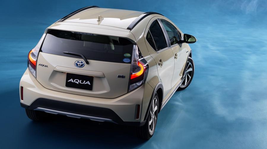  Toyota Aqua Crossover 2017 года  (фото 7 из 8)